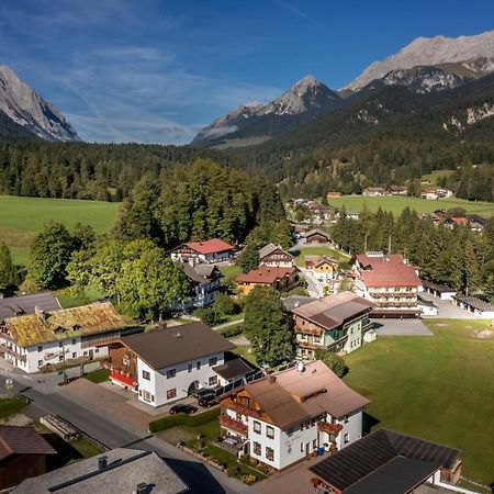 Gaestehaus Schoenberg Leutasch Exteriér fotografie